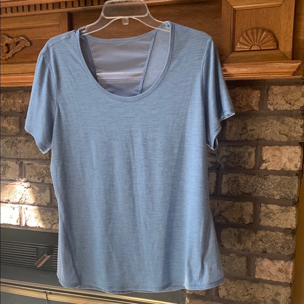 Light Blue Women's Work out old navy top xl EUC